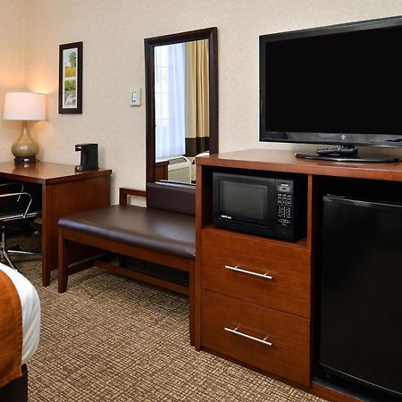 Comfort Inn & Suites Madison North Deforest Εξωτερικό φωτογραφία
