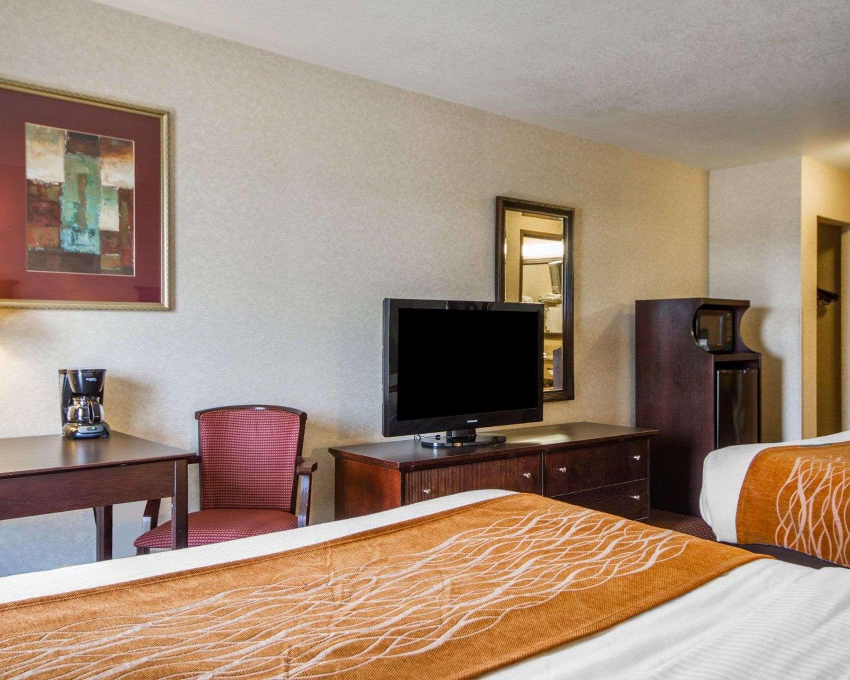 Comfort Inn & Suites Madison North Deforest Εξωτερικό φωτογραφία