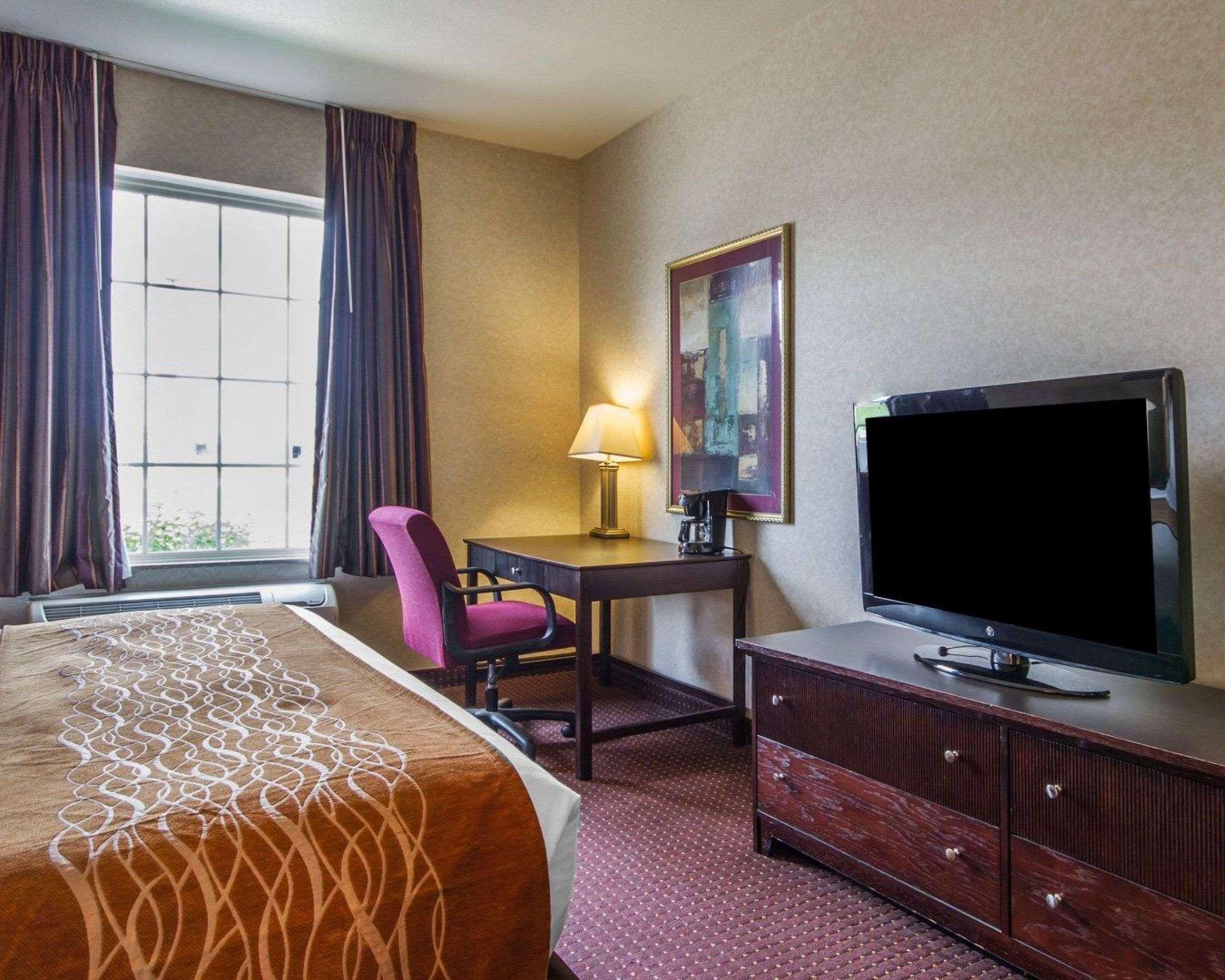 Comfort Inn & Suites Madison North Deforest Εξωτερικό φωτογραφία