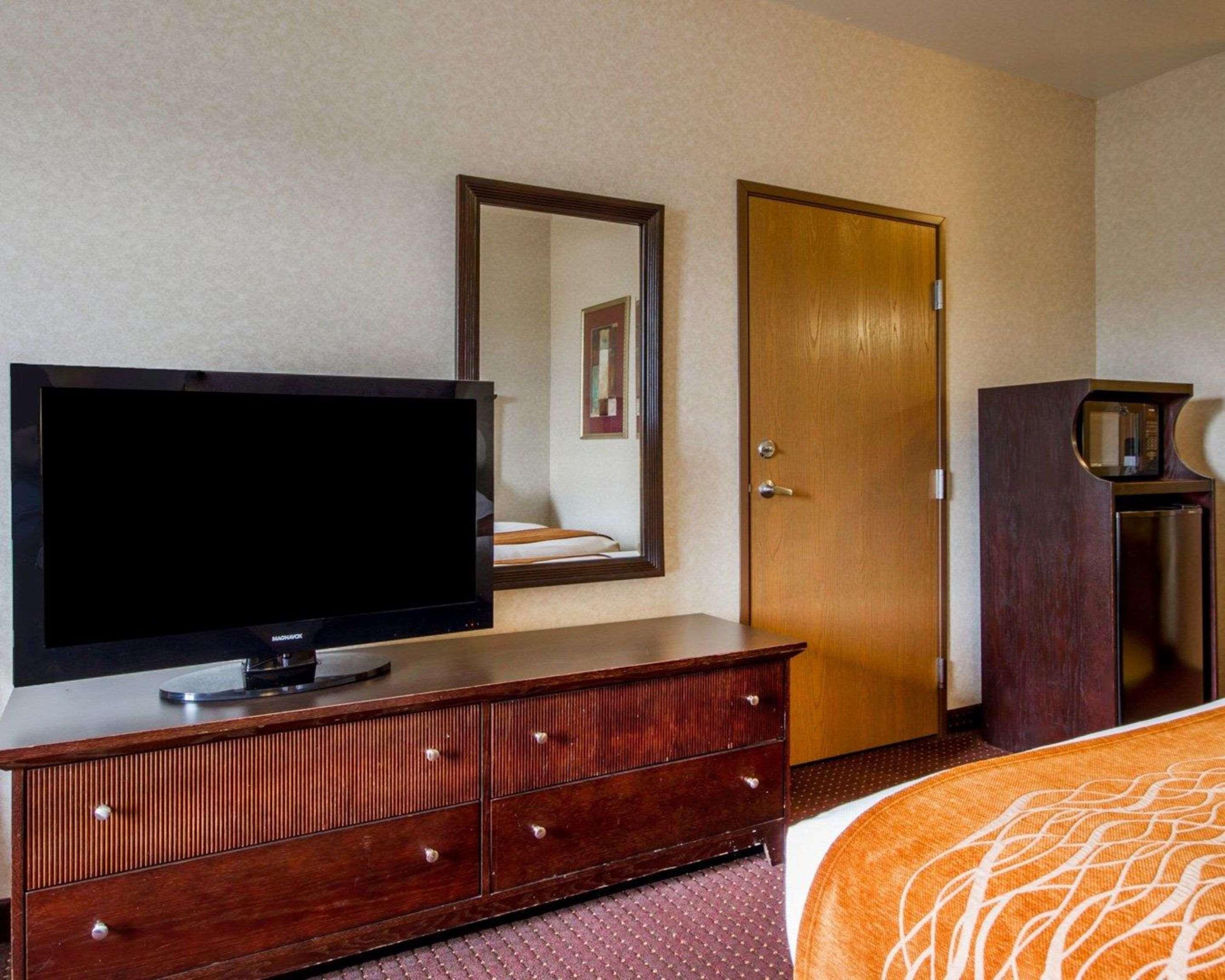 Comfort Inn & Suites Madison North Deforest Εξωτερικό φωτογραφία