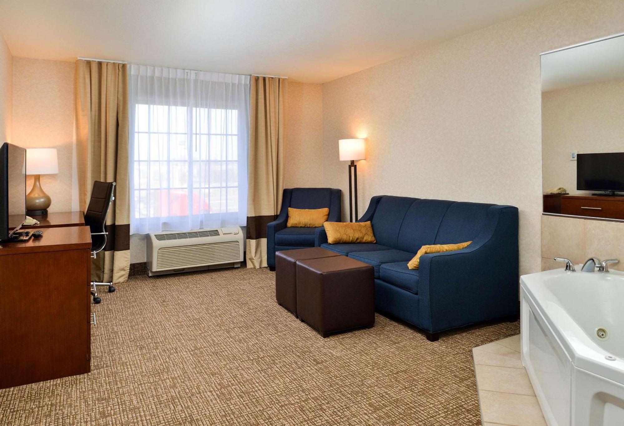 Comfort Inn & Suites Madison North Deforest Εξωτερικό φωτογραφία